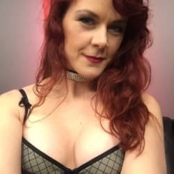 β Lady Vivienne Vibes β