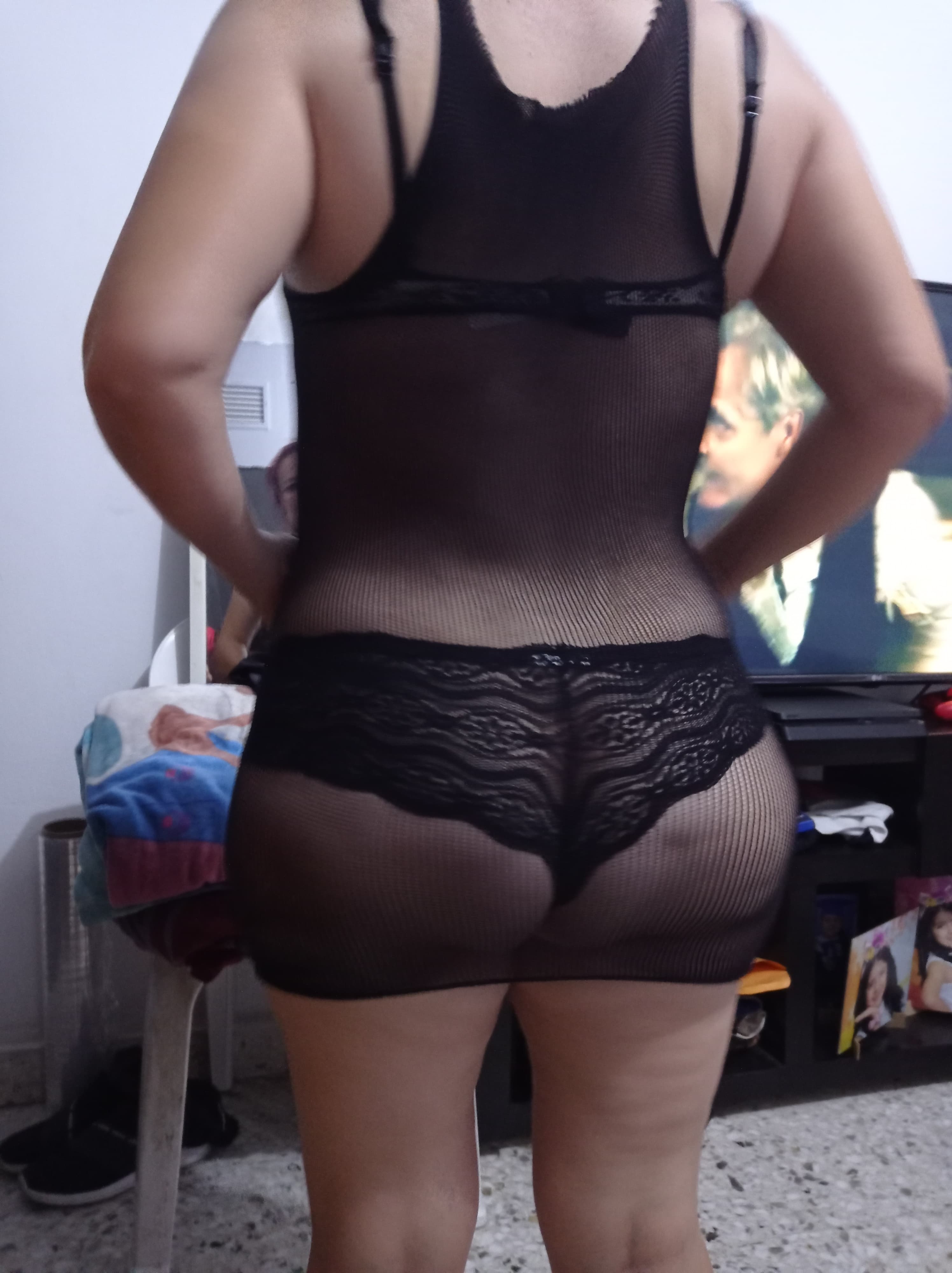 Cecilia Hot